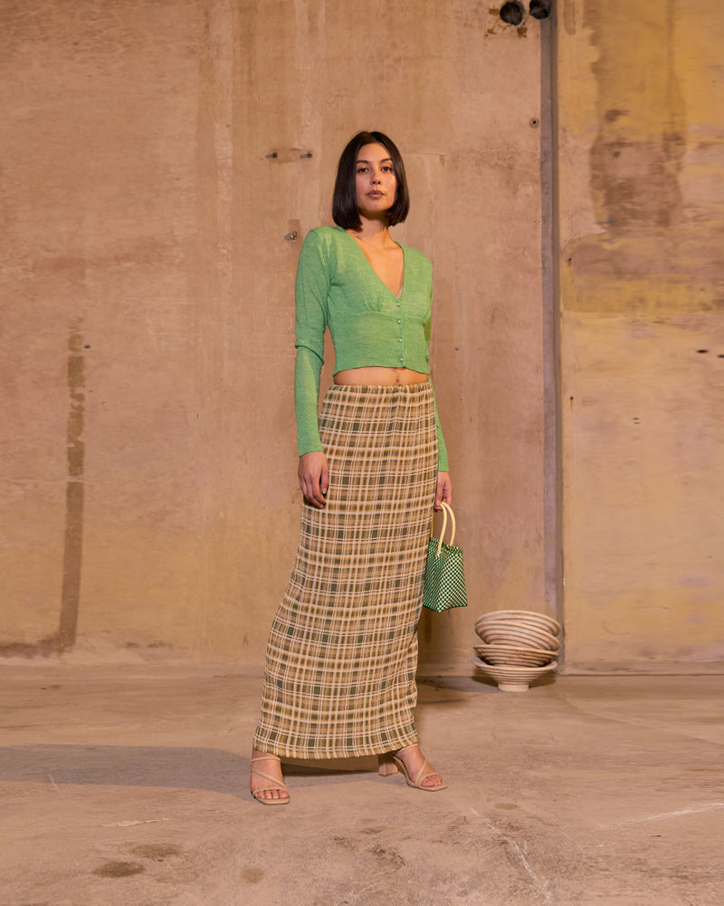 NANOR CRUSH SKIRT TBF01133 | This piece is second hand and therefore may have visible signs of wear. But rest assured, our team has carefully reviewed this piece to ensure it is fully functional &...