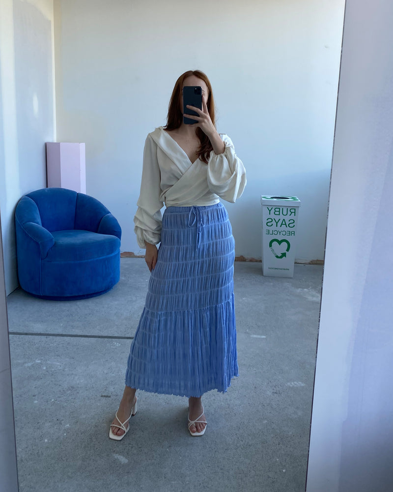 MIRELLA MAXI SKIRT TBF00951 | This piece is second hand and therefore may have visible signs of wear. But rest assured, our team has carefully reviewed this piece to ensure it is fully functional &...