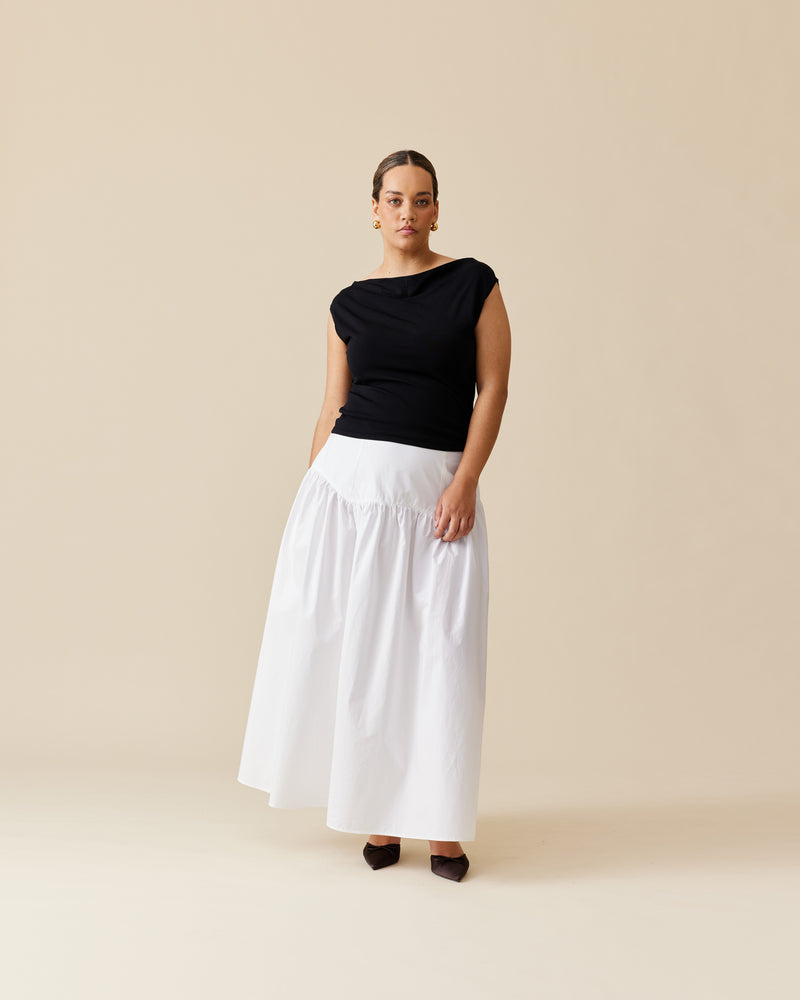 EMMA KNIT TOP BLACK | Off-shoulder knitted top crafted in a mid-weight knit. This top is simple yet elegant and can be worn on or off the shoulder.