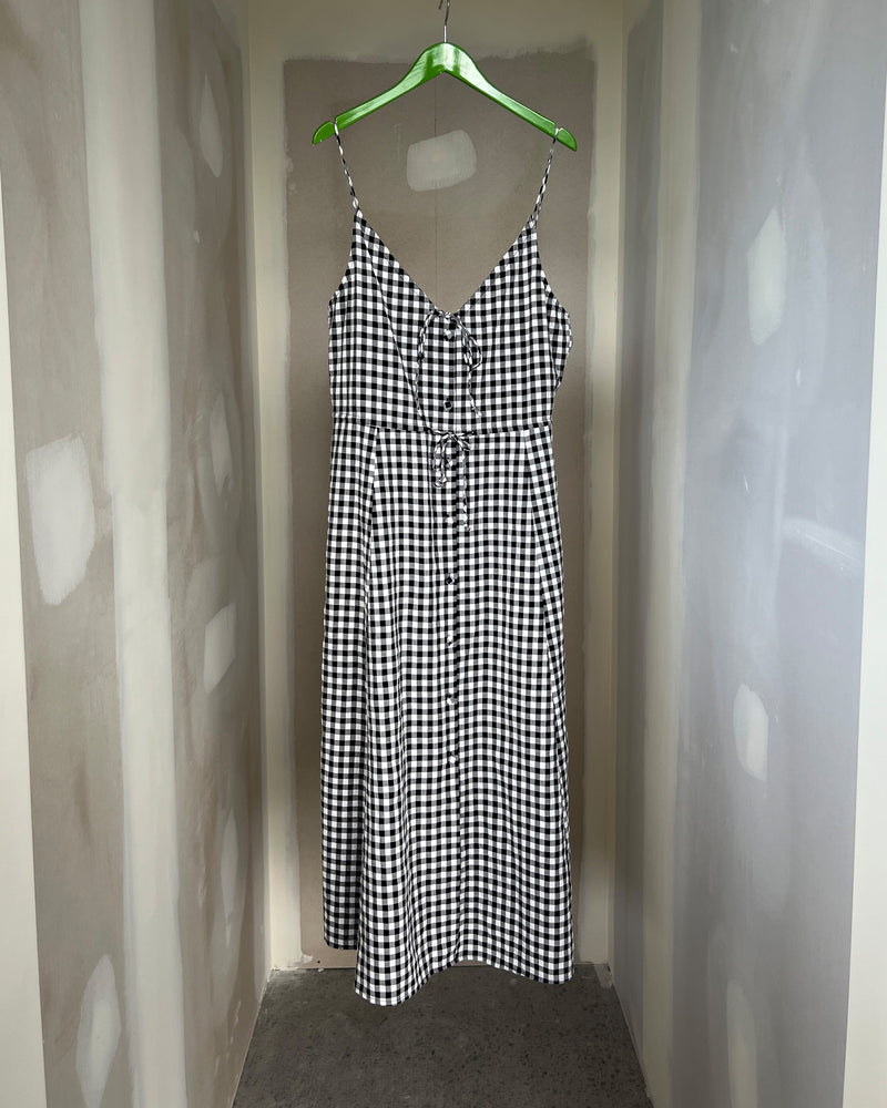 RUTH GINGHAM MAXI DRESS  TBF02351 | This piece is second hand and therefore may have visible signs of wear. But rest assured, our team has carefully reviewed this piece to ensure it is fully functional &...