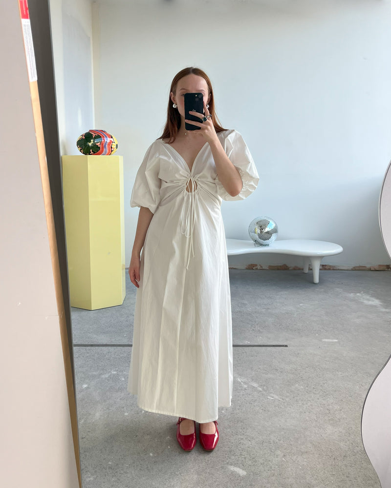 RSR SAMPLE 3493 DONOVAN TIE DRESS | RUBY Sample Donovan Tie Dress in white. Size 8. One available. Danni is 163cm tall and usually wears a size 6-8. She measures: BUST: 81cm, WAIST: 67cm, HIP: 93cm. 