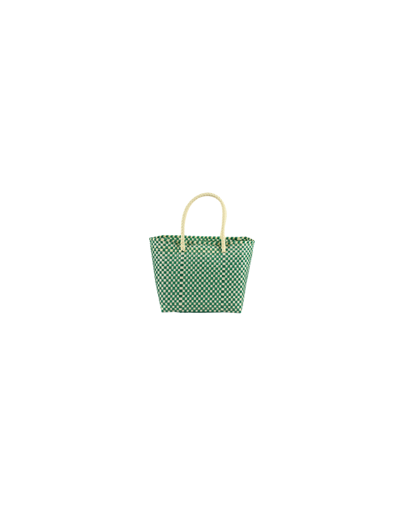 PALOMA GREEN/WHITE | Fun, sustainable and durable - these bags are handmade in Mexico using recycled plastic. Developed by skilled weavers in the Oaxaca region, within a fair-trade environment, this bag takes approximately...