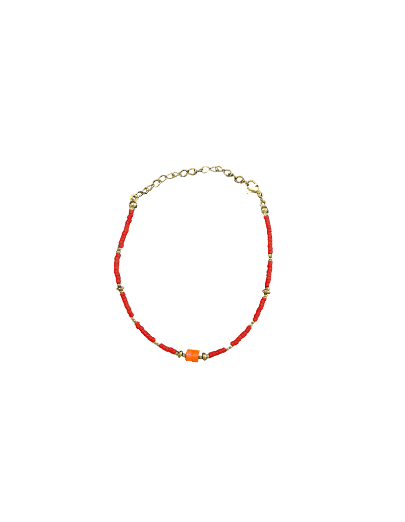 PACO BRACELET RED | Beaded style bracelet designed with an assortment of natural stone beads and gold ball beads. This dainty piece will add a beachy feel to any outfit and is perfect for layering with multiple bracelets.