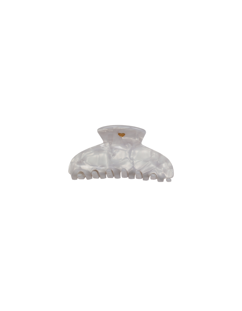 PALOMA HAIR CLAW PEARL | Pearl hair claw, this is a staple accessory for summer - perfect for beach hair. Holds half a head of hair and is comfortable enough to wear from morning to night.