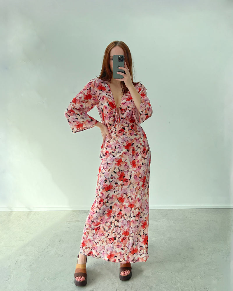 RSR SAMPLE 3198 AIMEE SILK LONGSLEEVE MIDI DRESS | RUBY Sample Aimee Silk Midi dress in aimee floral. Size 8. One available. Dani usually wears a size 8.