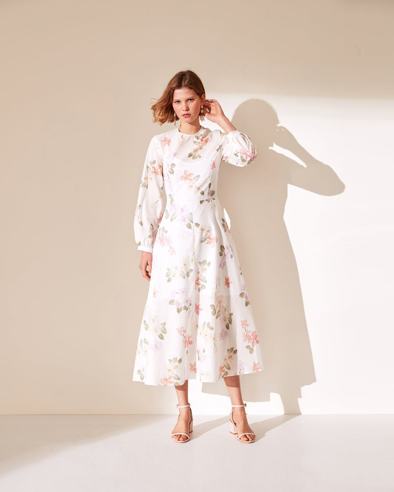  LILO DRESS TBF02221 | This piece is second hand and therefore may have visible signs of wear. But rest assured, our team has carefully reviewed this piece to ensure it is fully functional &...
