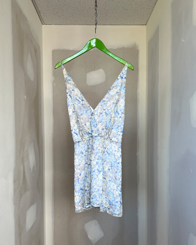 JONI PLAYSUIT TBF01937 | This piece is second hand and therefore may have visible signs of wear. But rest assured, our team has carefully reviewed this piece to ensure it is fully functional &...