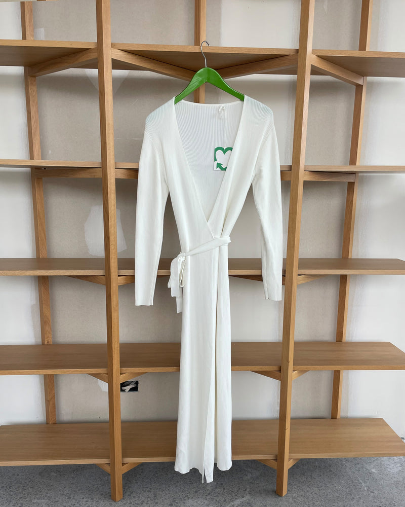 ROMA WRAP DRESS  TBF02436 | This piece is second hand and therefore may have visible signs of wear. But rest assured, our team has carefully reviewed this piece to ensure it is fully functional &...
