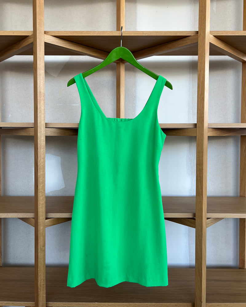 ELLO MINIDRESS TBF00402 | This piece is second hand and therefore may have visible signs of wear. But rest assured, our team has carefully reviewed this piece to ensure it is fully functional &...