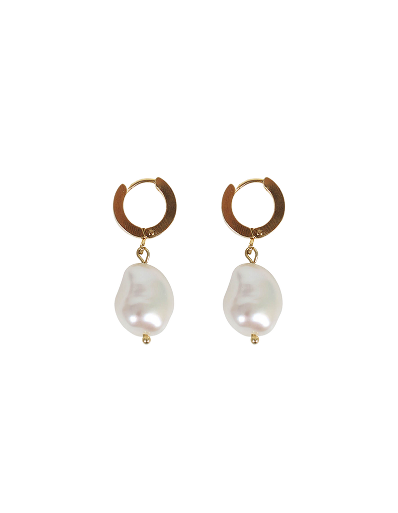 CITRUS HOOP - PEARL MULTI/PEARL | The Citrus Hoop - Pearl is a pair of sleeper hoops with freshwater pearl pendant. 