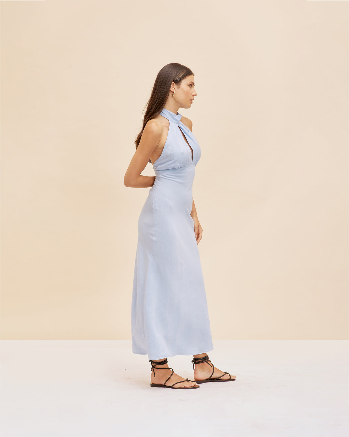 GIGI LINEN HALTER DRESS BABY BLUE GIGI LINEN HALTER DRESS BABY BLUE
