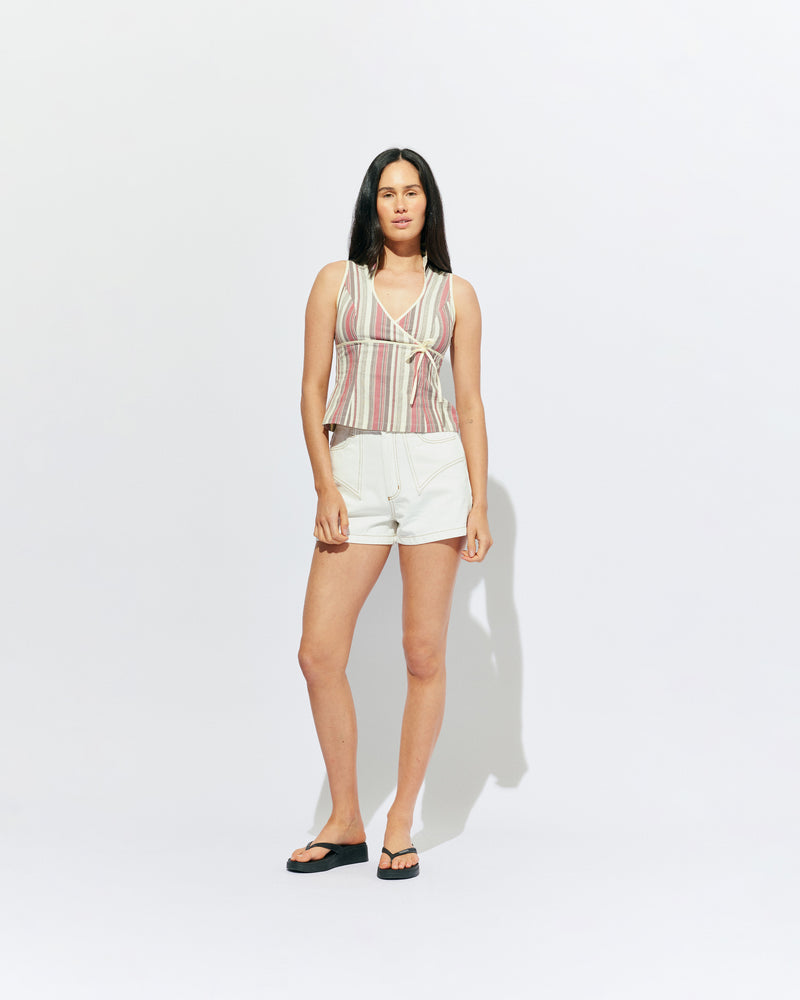 CLOVER DENIM SHORT WHITE | Our classic high waisted denim short in white, made in a soft washed denim, ready for easy strides and warm weather. It isn't a Rubette summer without the Clover Short. 