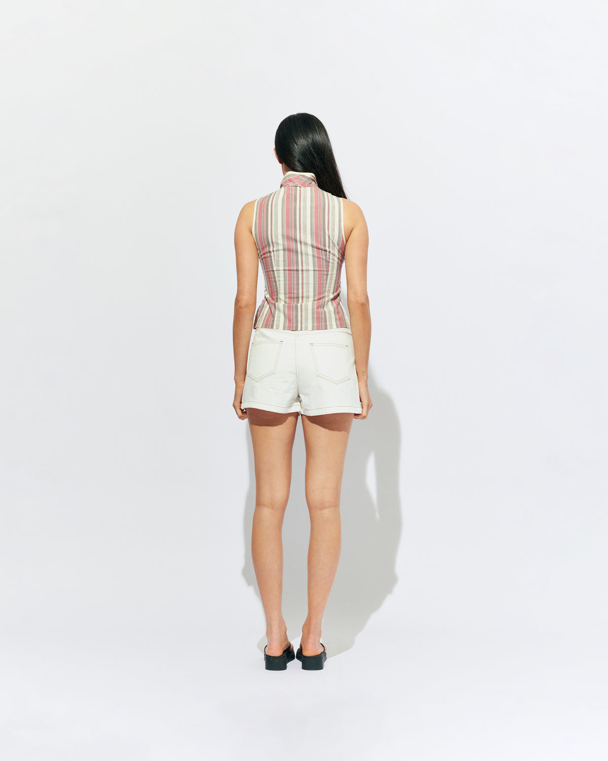 CLOVER DENIM SHORT WHITE | Our classic high waisted denim short in white, made in a soft washed denim, ready for easy strides and warm weather. It isn't a Rubette summer without the Clover Short. 