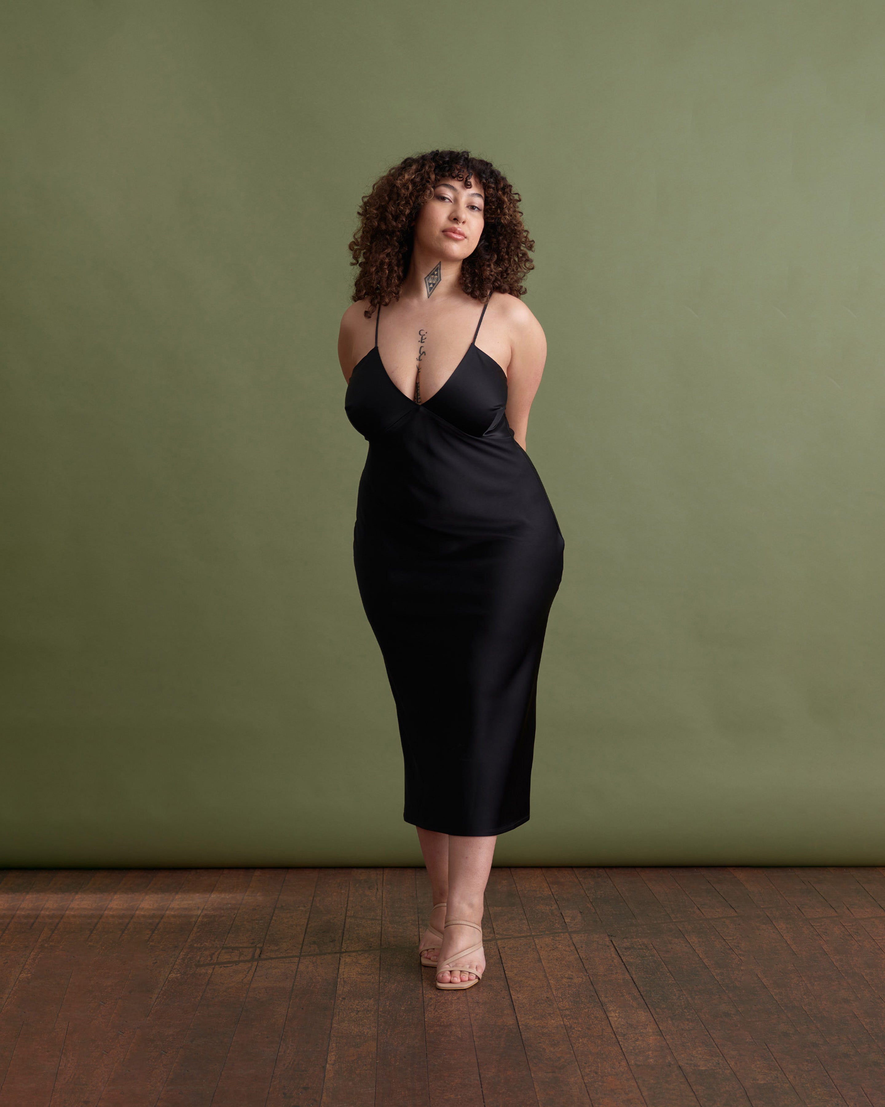 WEIRDER SLIP BLACK | RUBY