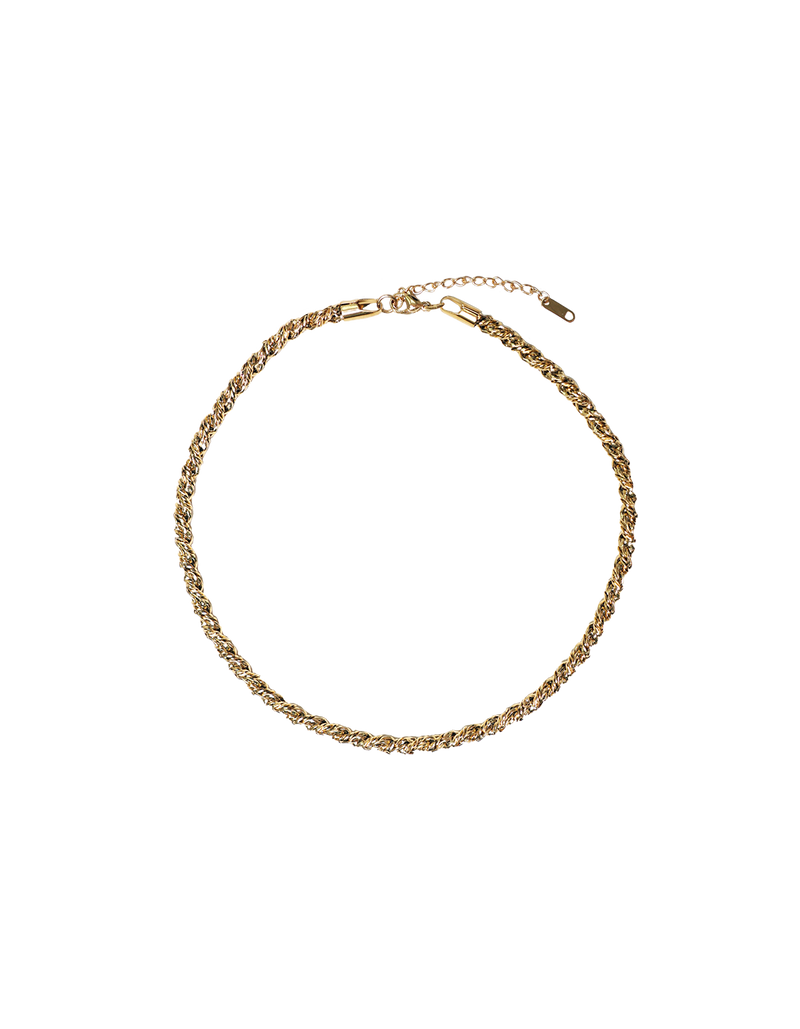 TWIST CHAIN GOLD | This Twist Chain Gold Necklace is the perfect touch to any outfit. Featuring twist detailing along the chain and adjustable chain closure, this piece delicately frames the neck.