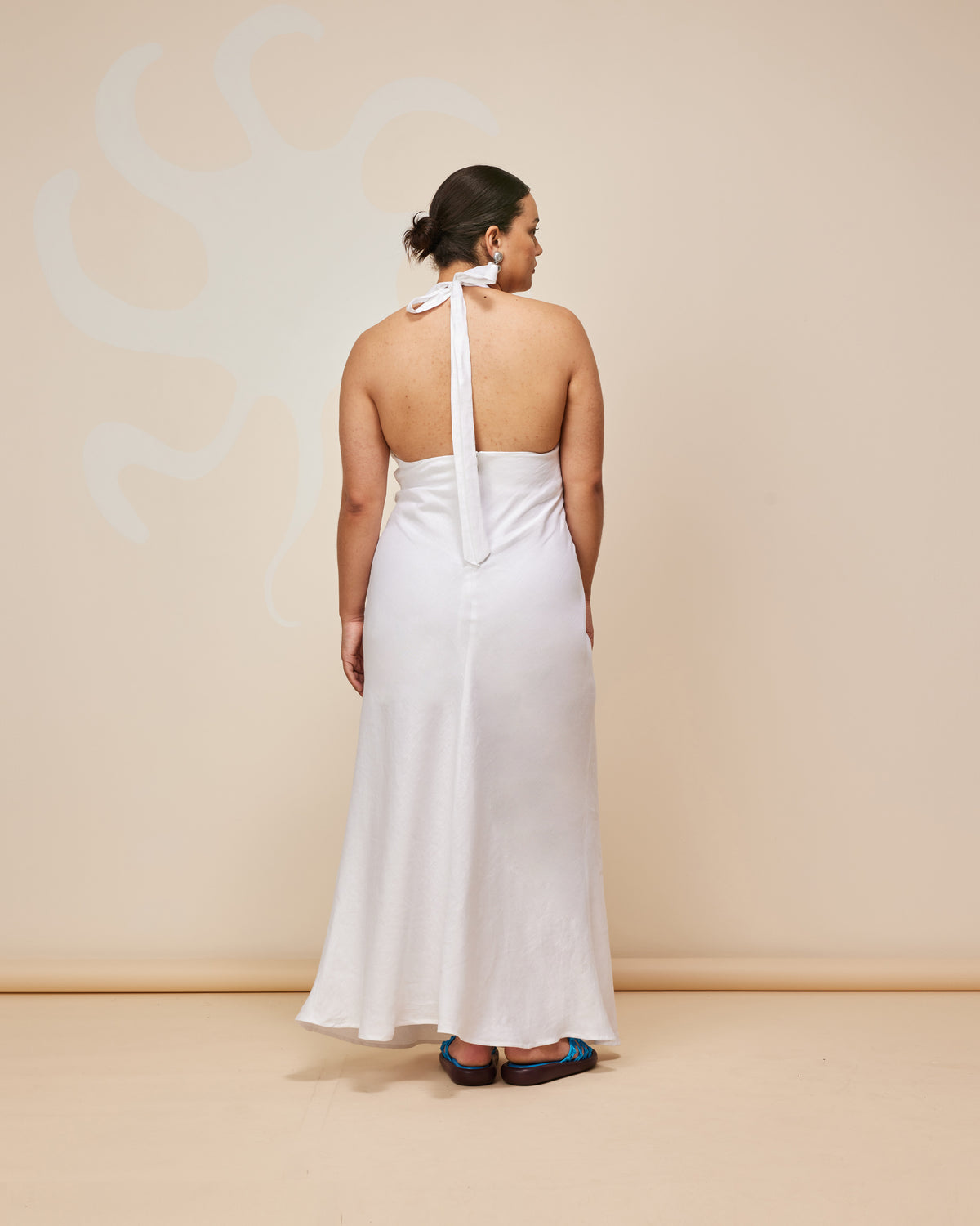 AVA LINEN HALTER DRESS WHITE | RUBY AVA LINEN HALTER DRESS WHITE | RUBY