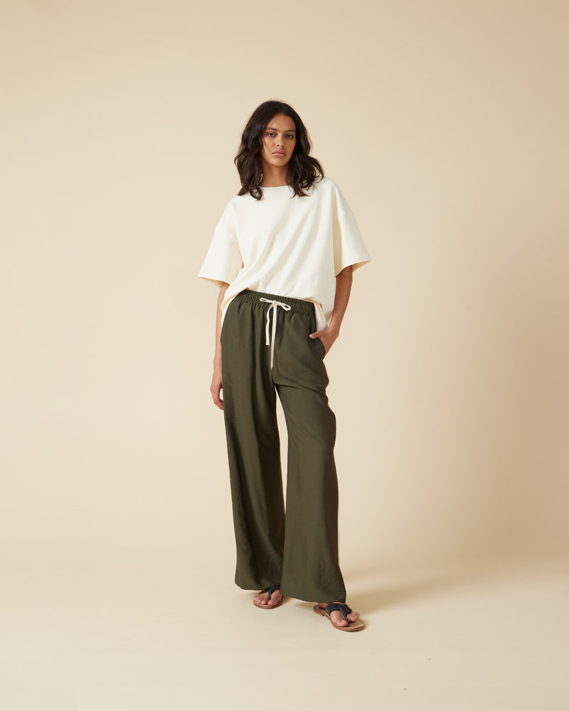 CORVETTE TROUSER DARK GREEN | Sporty, high waisted pant with a wide leg silhouette. An all-time RUBY favourite in a classic dark green colourway.