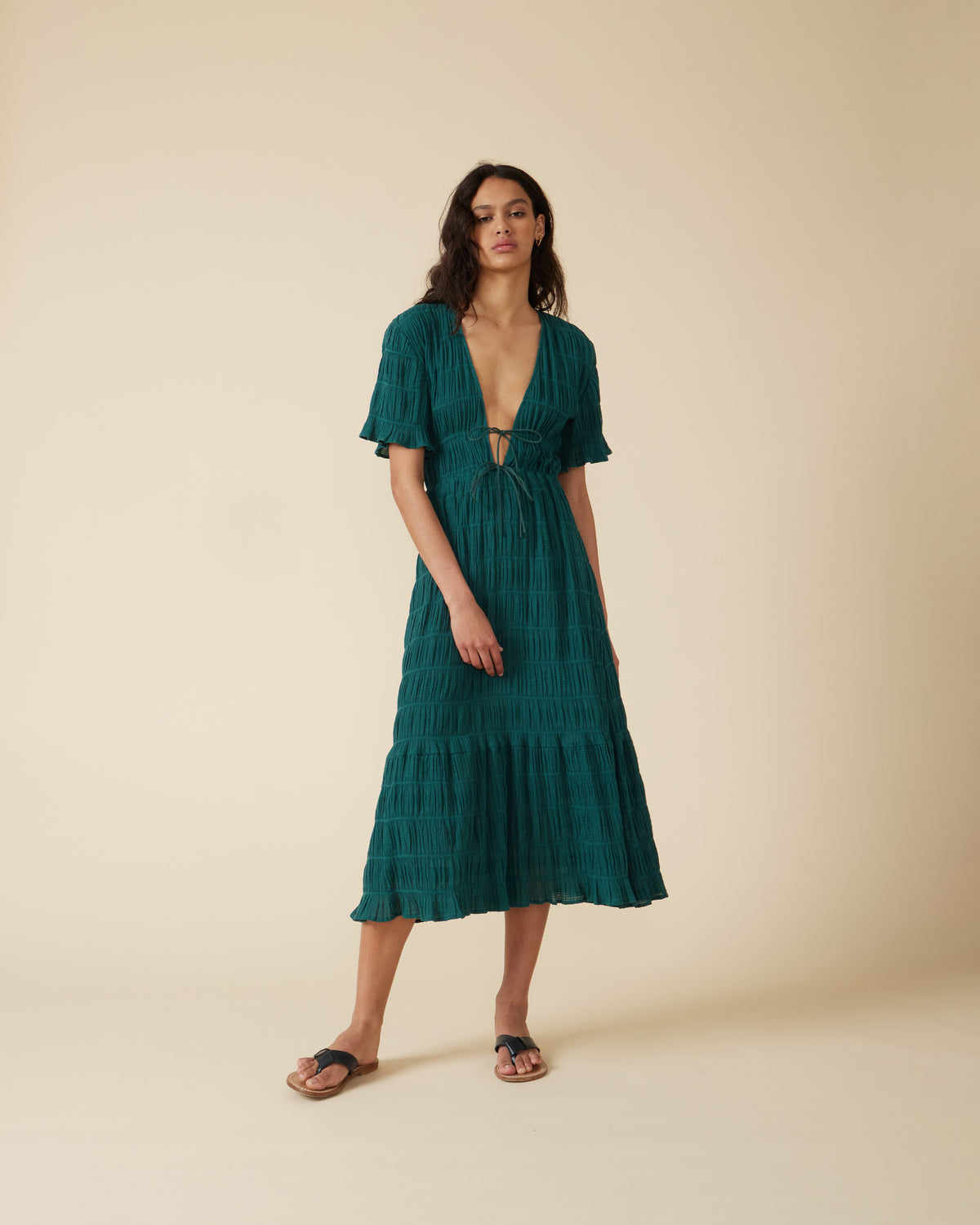 MIRELLA V-NECK DRESS PINE | RUBY