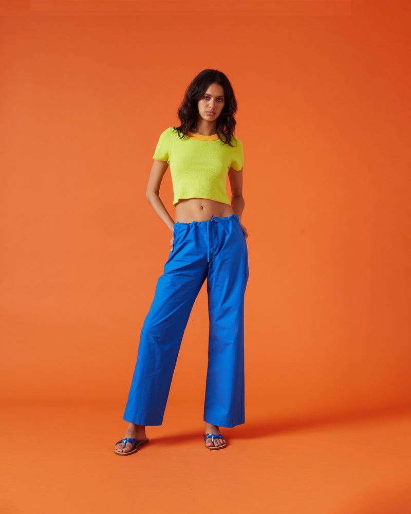 SKIPPER PANT COBALT | Relaxed fit, low-waist trouser with a drawstring and a zip fly closure. Pocket detailing on back. With a sporty style and modern design, these pants make the easiest addition to...