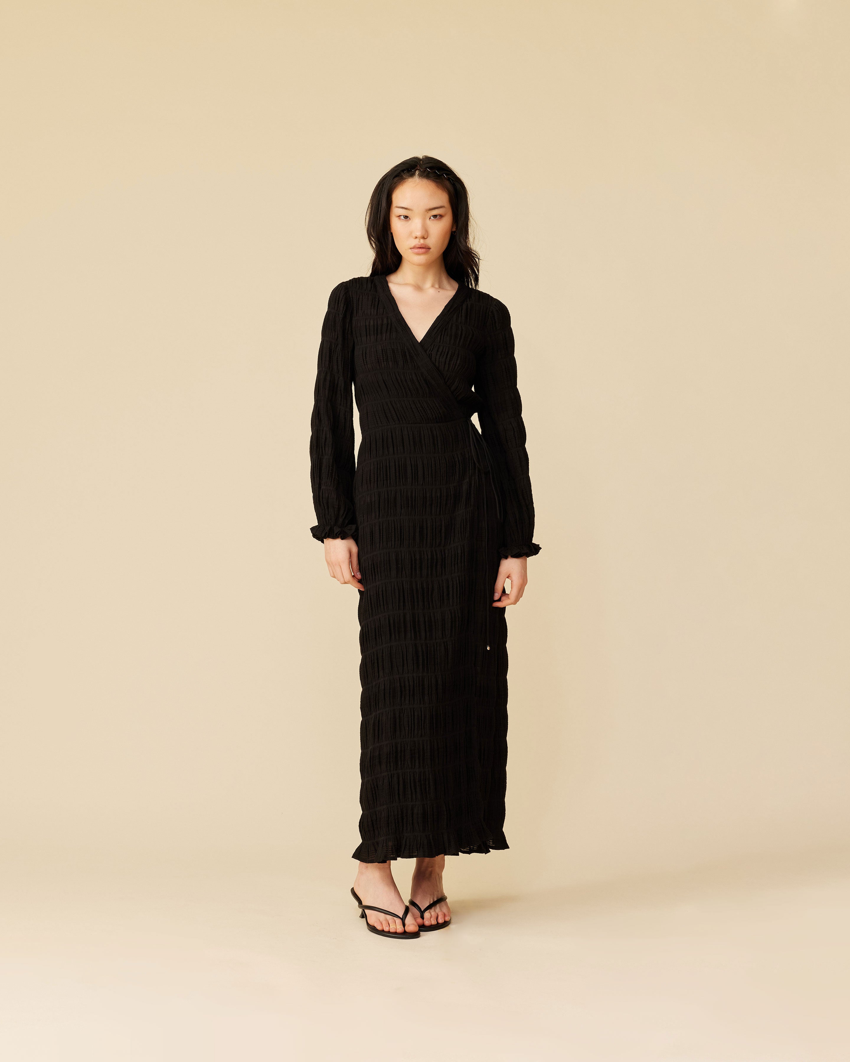 MIRELLA LONGSLEEVE WRAP DRESS BLACK