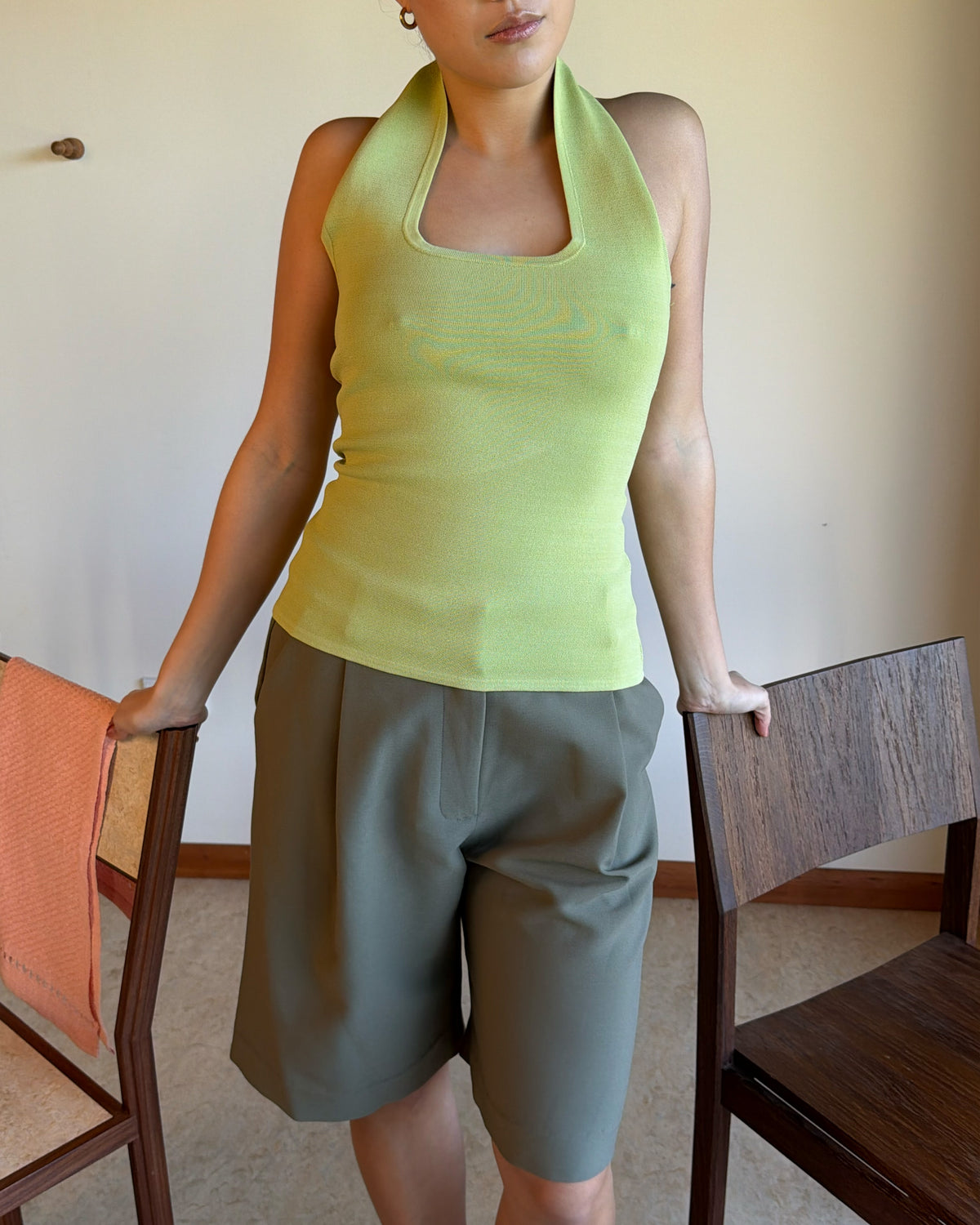 COCO SUIT SHORT MARTINI OLIVE | Classic suiting short designed in a midweight martini olive green, featuring front pleats, pockets and a wide leg. Make it a matching set with our Coco Short Sleeve Blazer or Carolyn Short Sleeve Blazer.