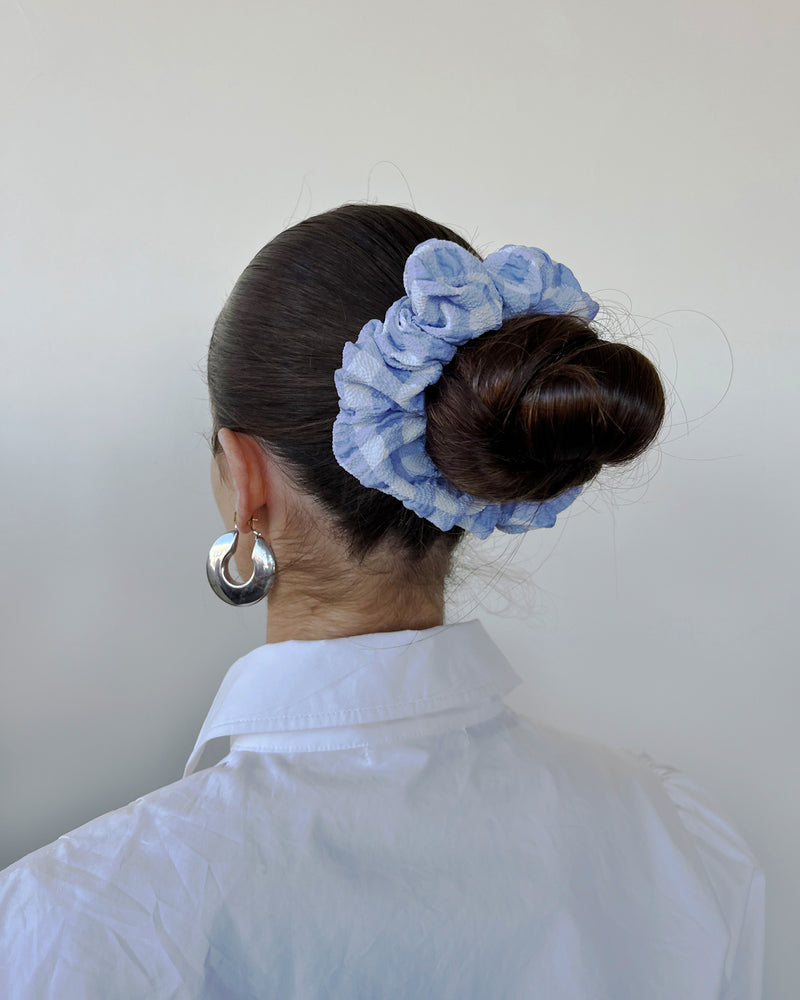 SABRINA SCRUNCHIE PERIWINKLE GINGHAM | Small scrunchie made from the offcuts of our Spaces 2023 collection.