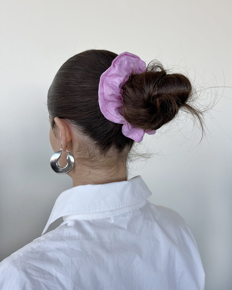SABRINA SCRUNCHIE PINK | Small scrunchie made from the offcuts of our Ryder 2024﻿ collection.