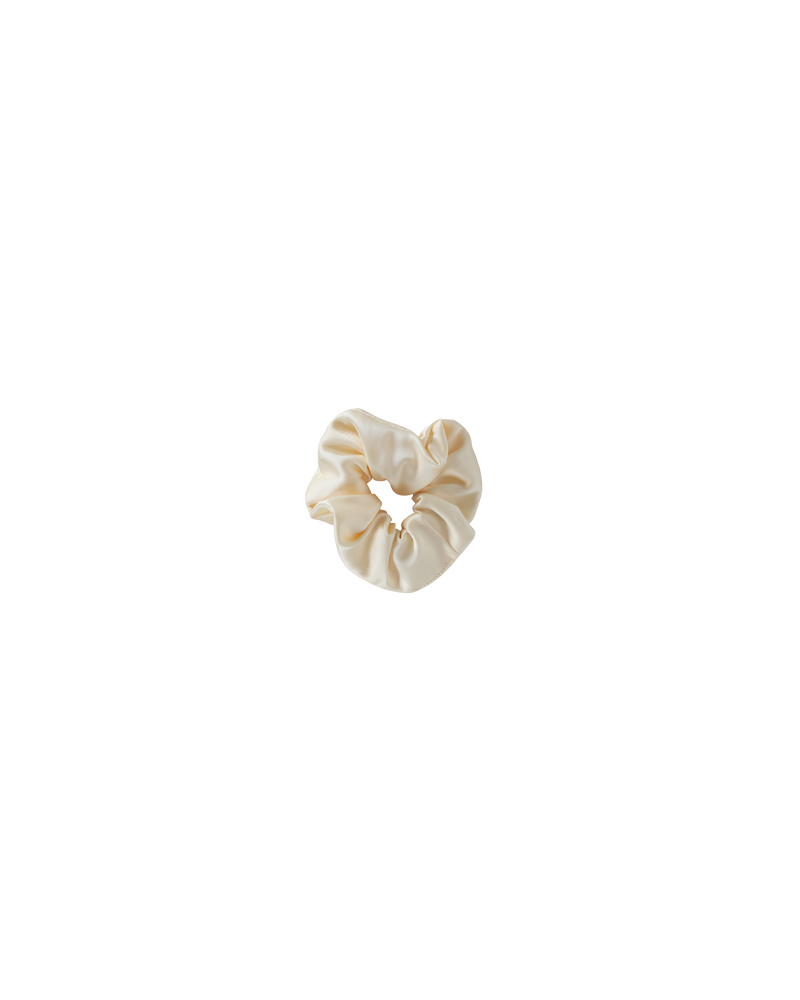 BETTY SCRUNCHIE BUTTER | Oversized scrunchie made from the offcuts of the liam everything 22 collection.