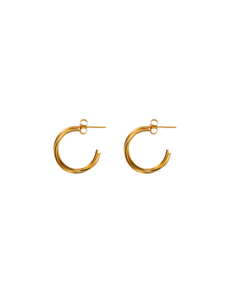 TWIST HOOP GOLD | The Twist Hoop is a delicate sleeper style earring. It features a twist detail and butterfly closure at the back.